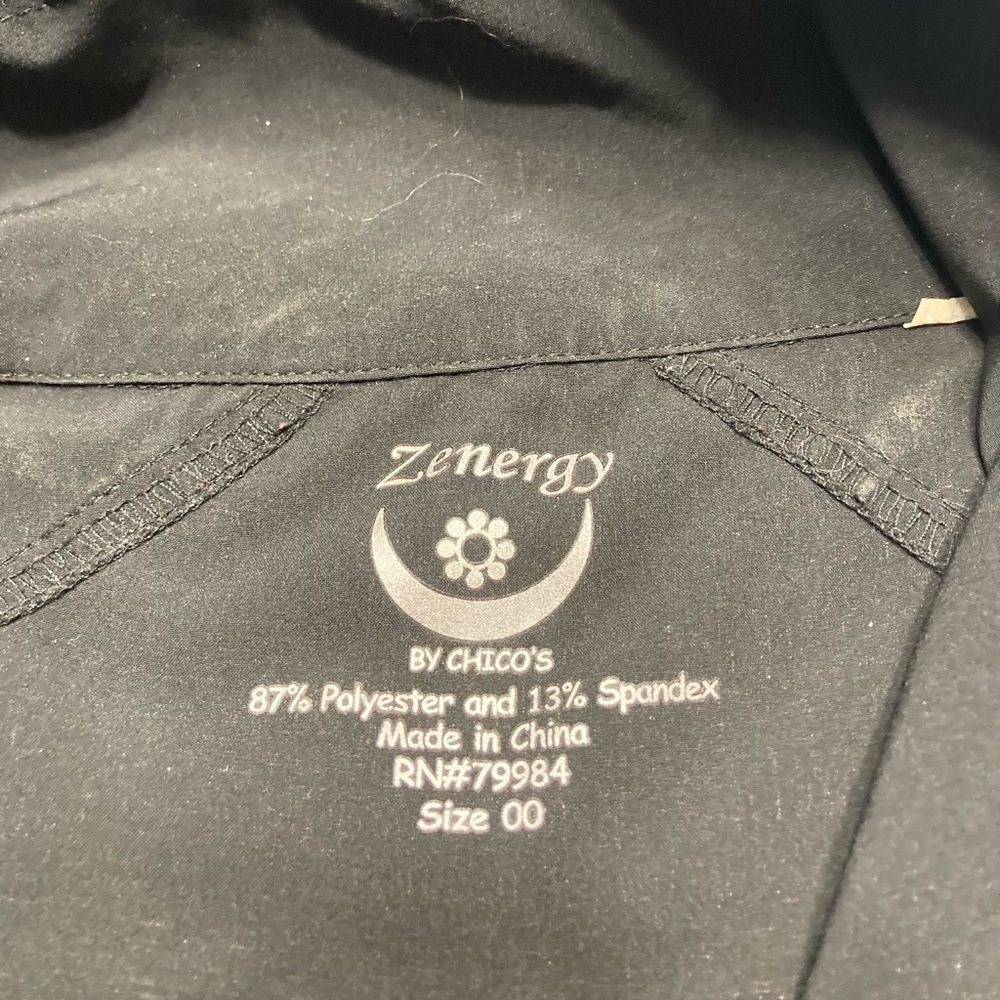 Chico’s Zenergy black zip up vest. - Picture 2 of 3